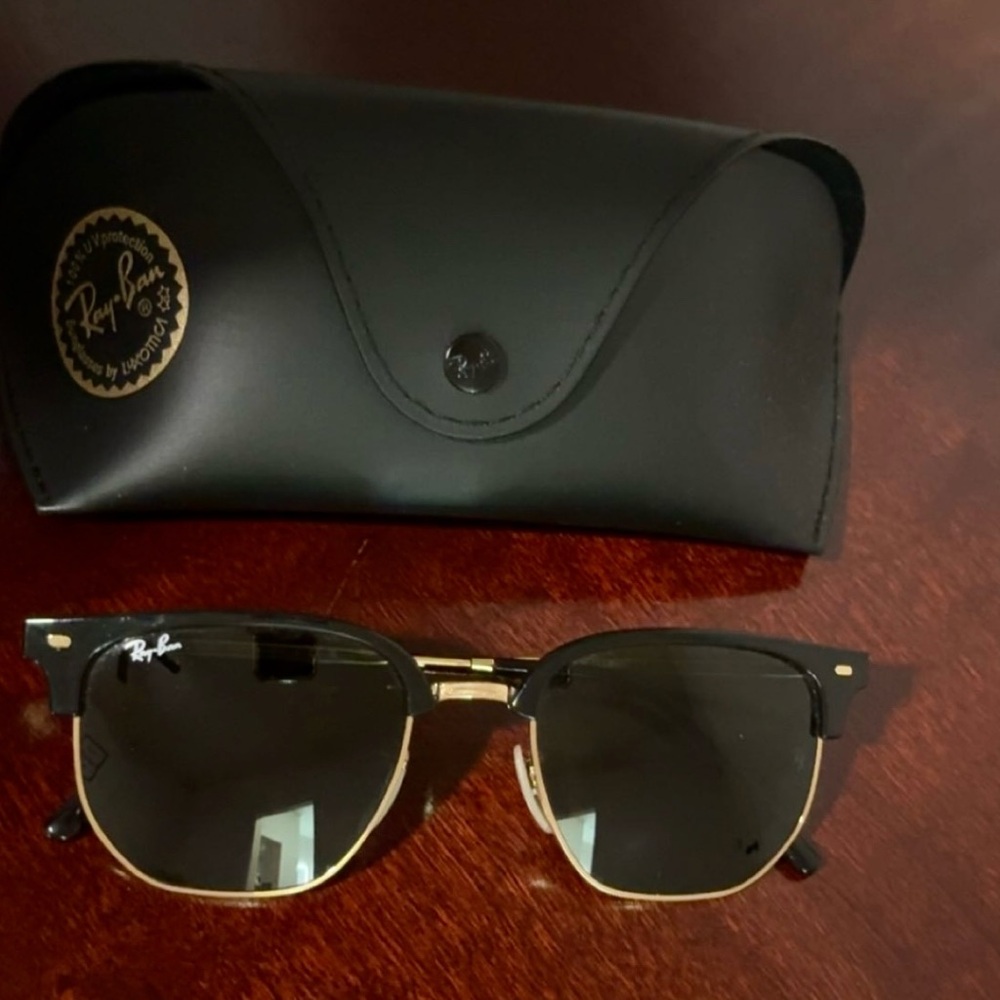 Ray-Ban Classic Black and Gold Sunglasses